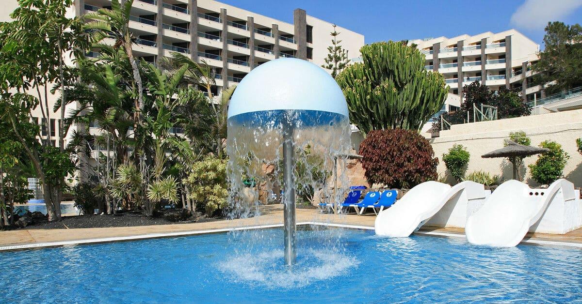 เมเลีย กอร์ริโอเนส ฟวยร์เตเบนตูรา Hotel กอสตากาลมา ภายนอก รูปภาพ Mushroom fountain